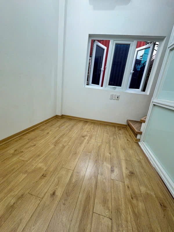 Chính chủ bán nhà nhỏ xinh 15m² Khâm Thiên, Đống Đa - 2.9 tỷ