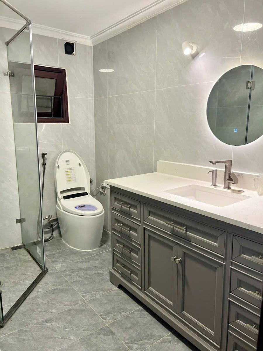 Bán nhà phố Phan Đống Đa, 5 tầng, kinh doanh tốt - Giá 23.5 tỷ