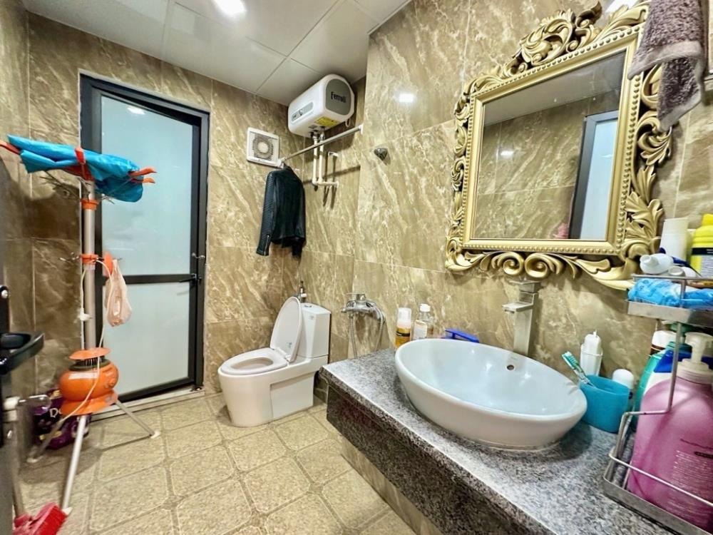 Siêu phẩm Biệt Thự 7 Tầng, Vị Trí VIP Đống Đa - Giá 21 tỷ