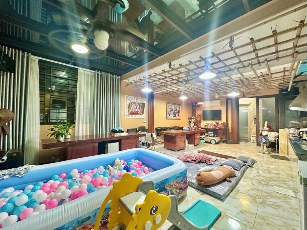 Siêu phẩm Biệt Thự 7 Tầng, Vị Trí VIP Đống Đa - Giá 21 tỷ