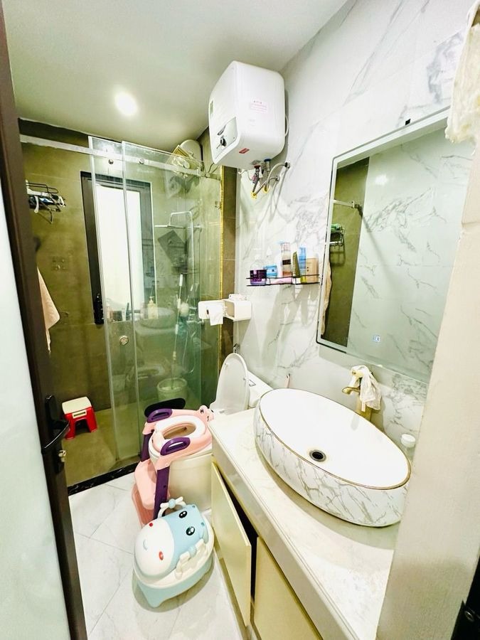Bán nhà phố Đào Tấn, Ba Đình - 6 Tầng, MT4m, Giá 6.89 tỷ