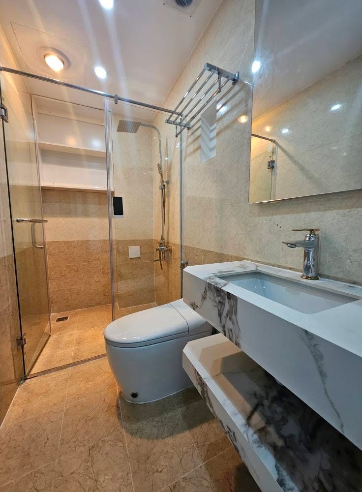 Nhà đẹp siêu hiếm 61m², 4 tầng, full nội thất - Giá 13.6 tỷ - Phố Ỷ La, Hà Đông