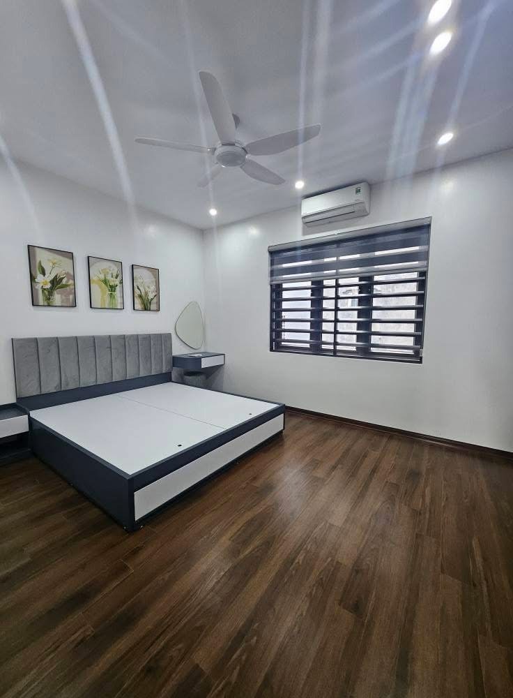 Nhà đẹp siêu hiếm 61m², 4 tầng, full nội thất - Giá 13.6 tỷ - Phố Ỷ La, Hà Đông
