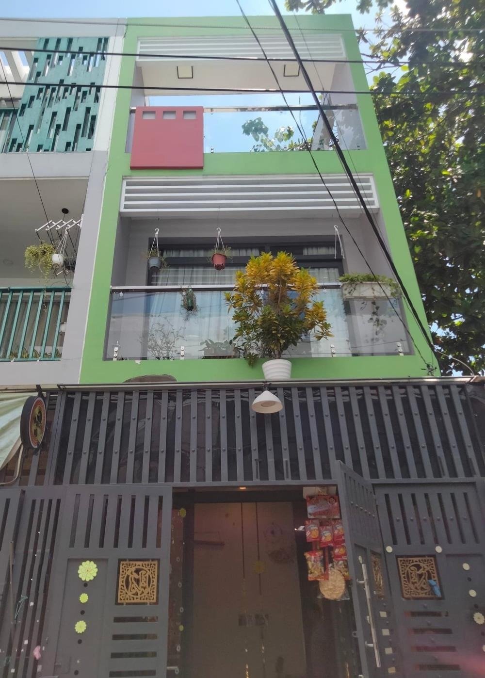 Bán nhà Nguyễn Thị Thập, Quận 7: 61m2, Sát Mặt Tiền, Giá 6.5 Tỷ