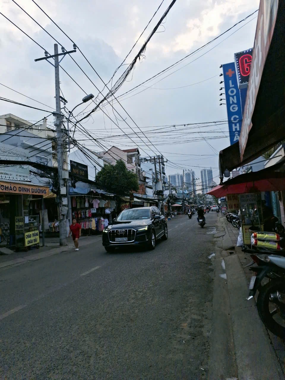 Siêu Dòng Tiền Mặt Tiền Bùi Văn Ba - Ngang Lớn - Nhỉnh 19 Tỷ
