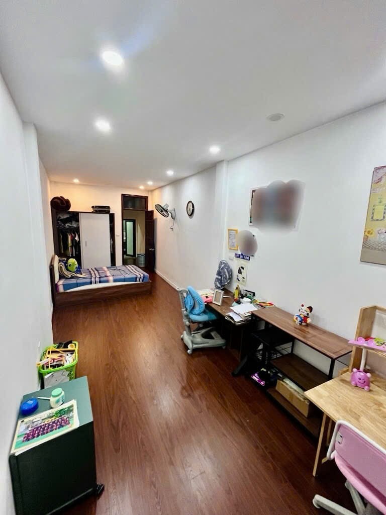 Đội Cấn 42m2 x 4 Tầng - Ngõ Thông - Kinh Doanh Đa Năng - 20m Ra Ô Tô