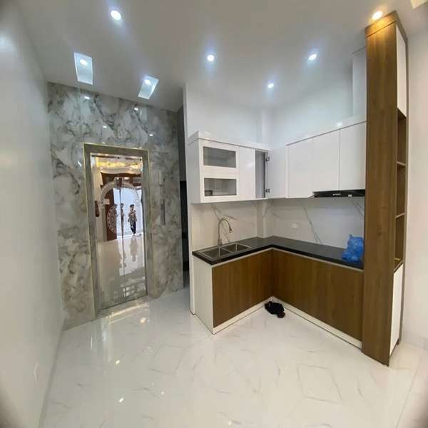Nhà đẹp Xuân La - Tây Hồ: 40m2, 6 tầng, thang máy, giá gần 10 tỷ