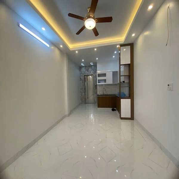 Nhà đẹp Xuân La - Tây Hồ: 40m2, 6 tầng, thang máy, giá gần 10 tỷ