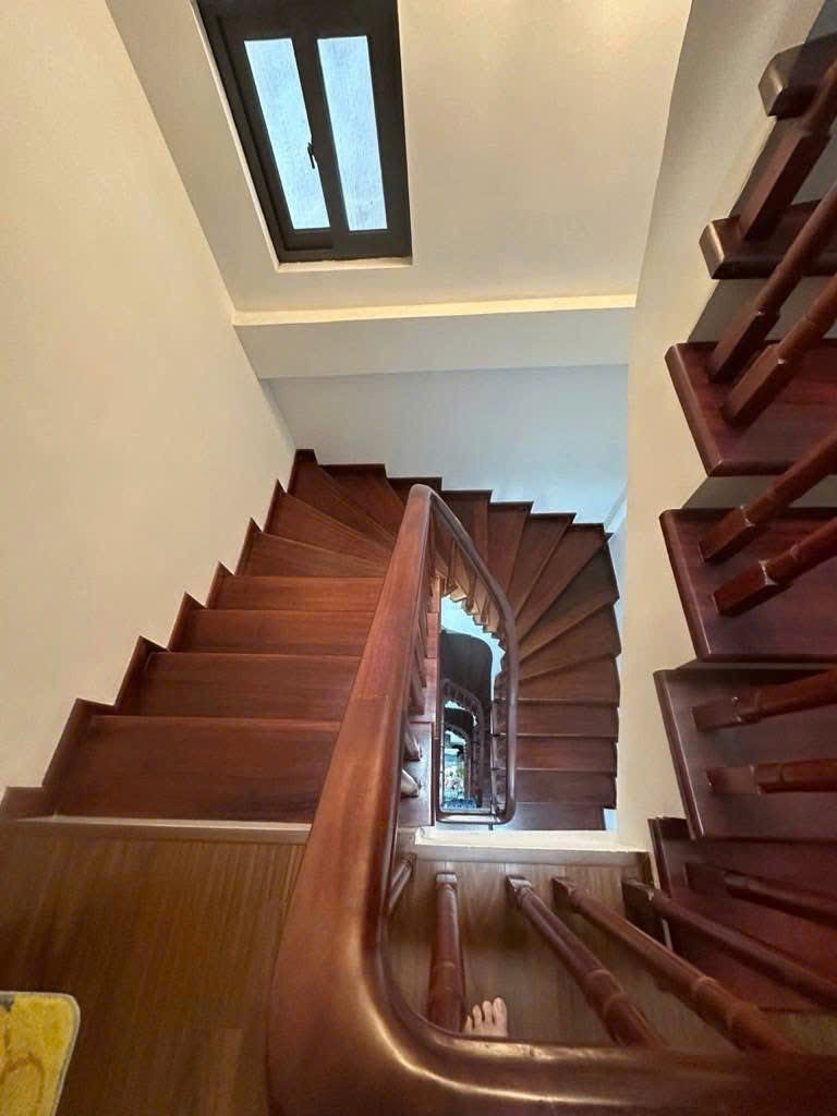 Nhà đẹp Thái Thịnh - Đống Đa - 33m² x 5 tầng - Mặt tiền 5m - Giá 9 tỷ