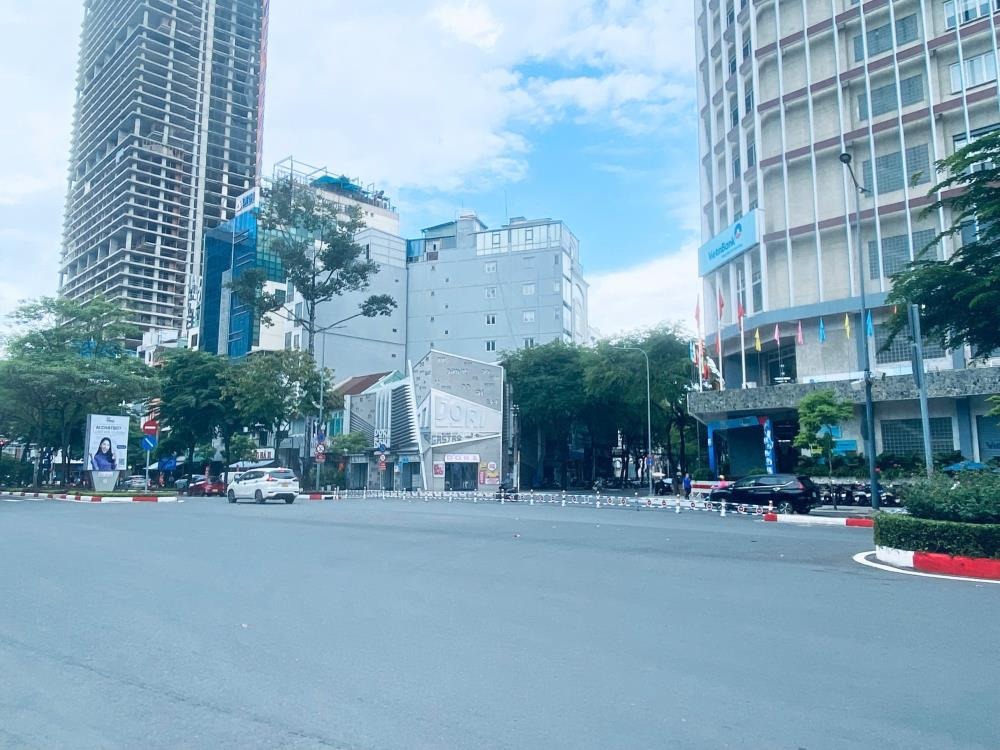 Cho Thuê Góc 75bis-77-77b Hàm Nghi, Quận 1 - Vị Trí Đắc Địa
