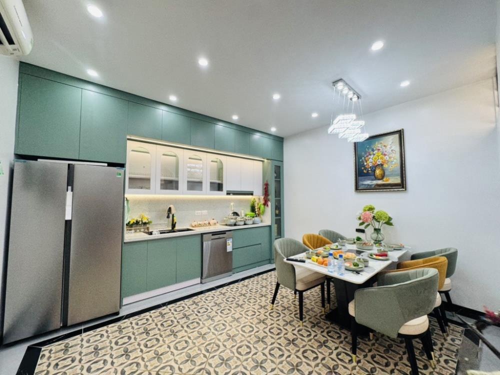 Bán Nhà Minh Khai Mặt Tiền, Ngõ Nông, Full Nội Thất - Vị Trí Vip