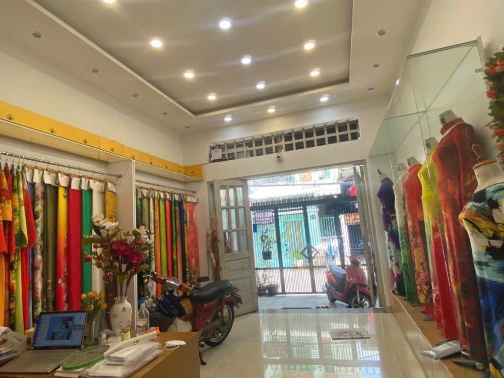 Chính chủ bán nhà linh xuân thủ đức, 117m², sổ riêng, hẻm thông ô tô