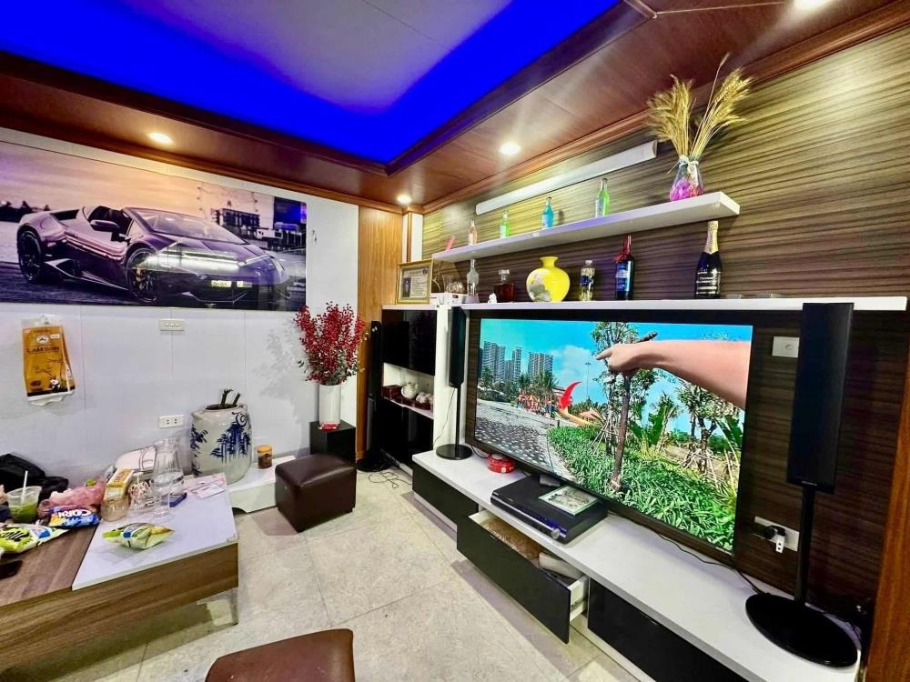 🏡 Nhà Đẹp Mỹ Đình: 4 Ngủ, Full Nội Thất, Giá 6.2 Tỷ - Vị Trí Đắc Địa