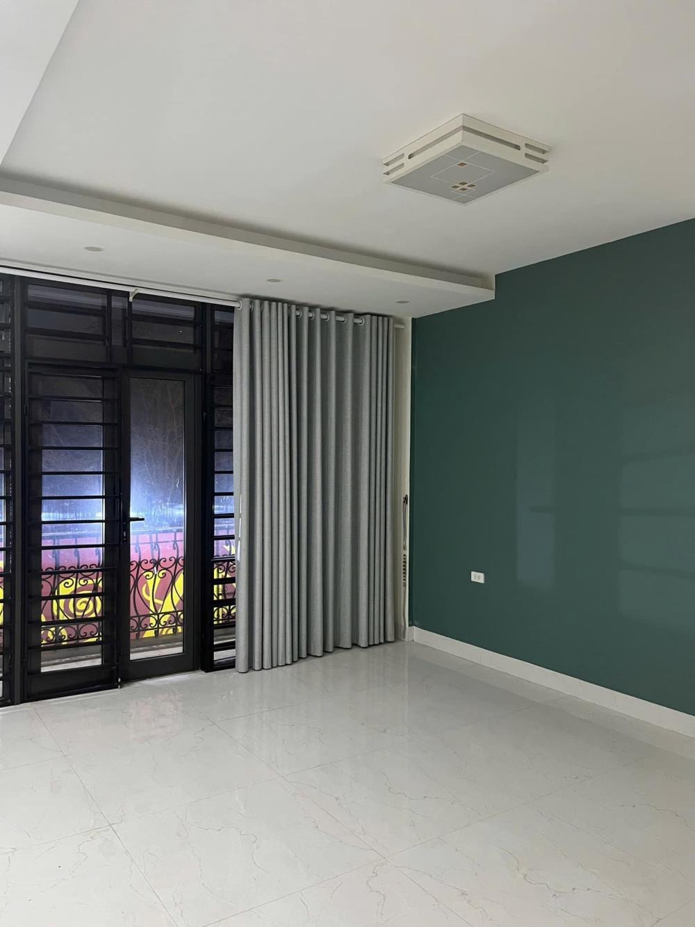 Bán nhà mặt phố Xuân La, Tây Hồ 112m2, 5 tầng - Giá 56.2 tỷ