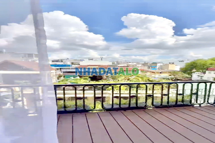 BÁN NHÀ PHÚ NHUẬN- MẶT TIỀN NGUYỄN TRỌNG TUYỂN- 4 TẦNG 3 PHÒNG NGỦ NỘI THẤT NGHỈ DƯỠNG: Nhỉnh 7 Tỷ