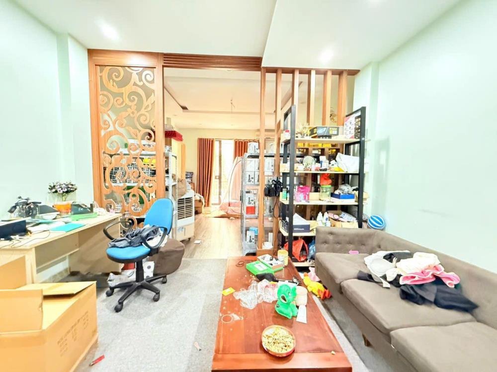 Bán nhà đường Võ Chí Công, Tây Hồ - 53m2, 6 tầng, 21.6 tỷ - Vị trí VIP, ô tô vào nhà