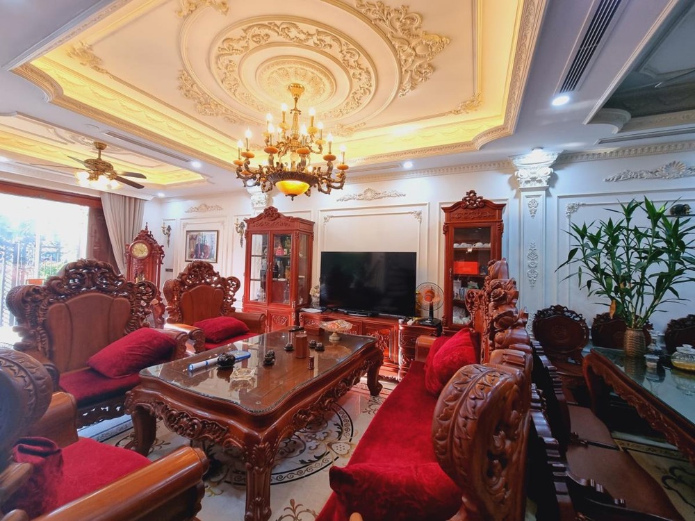 Bán Biệt Thự Đẳng Cấp Nghĩa Đô: 6 Tầng, View Công Viên, Giá 50 Tỷ