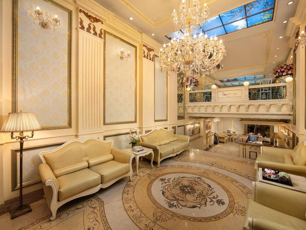 Bán Khách Sạn Hàng Bông - 9 Tầng, 220 Tỷ - Vị Trí Đắc Địa Hoàn Kiếm