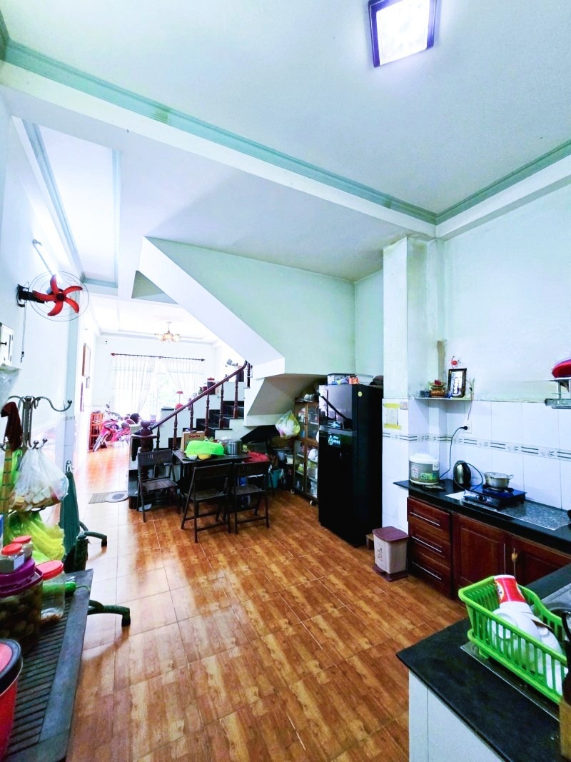 Cần bán gấp nhà 1 trệt 1 lầu 134m2, Long Trường, Quận 9 - Giá Tốt