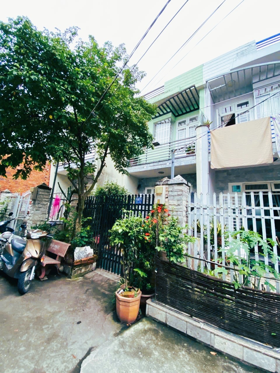 Cần bán gấp nhà 1 trệt 1 lầu 134m2, Long Trường, Quận 9 - Giá Tốt