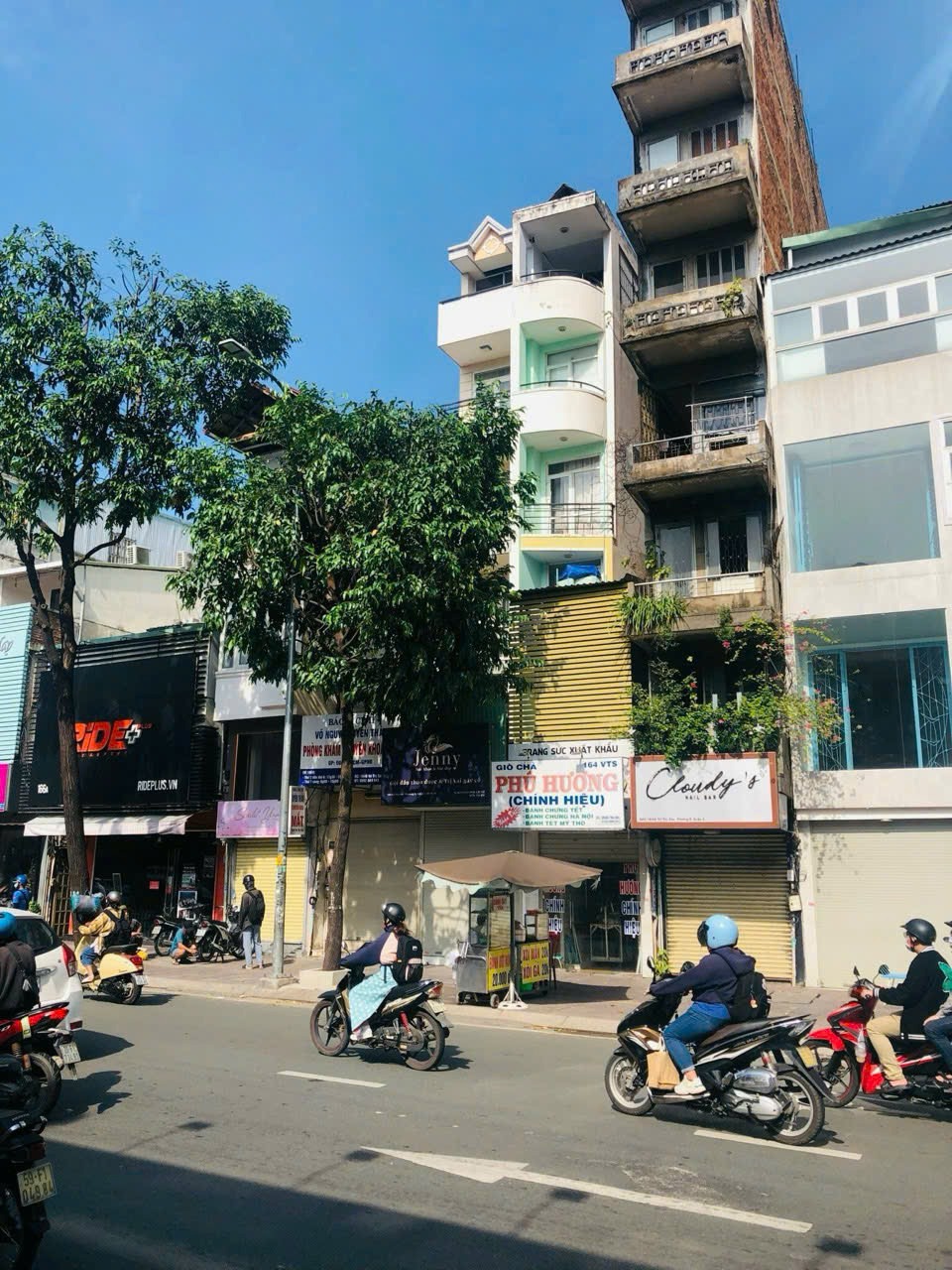 Bán Nhà Mặt Tiền Võ Thị Sáu, Quận 3: Vị Trí Đắc Địa, Sinh Lời Cao