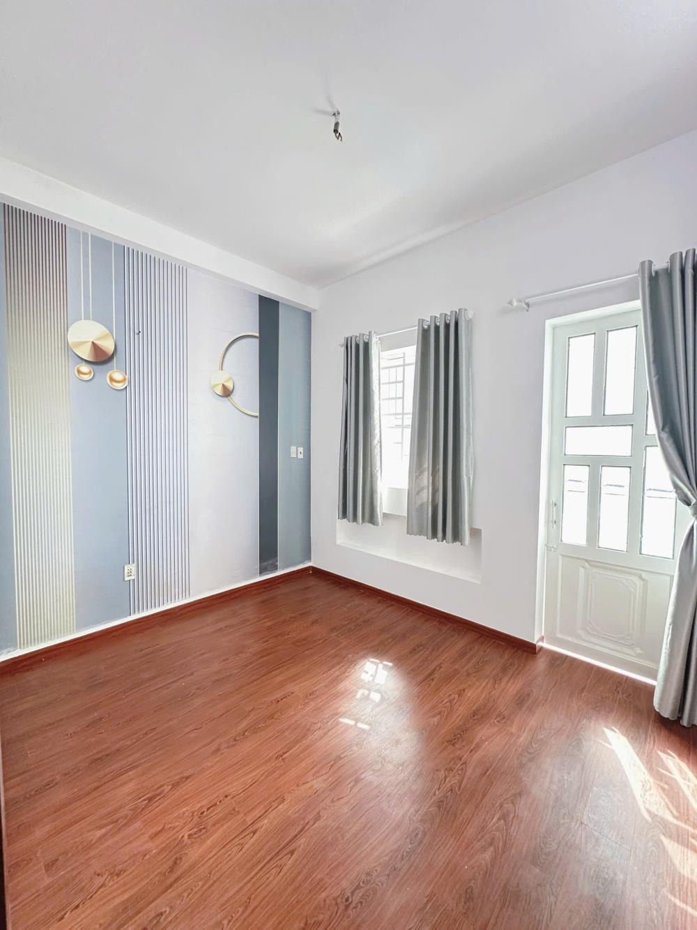 Bán nhà 4 tầng Bình Tân: Hẻm xe hơi, Lê Văn Quới, Giá 5.35 tỷ