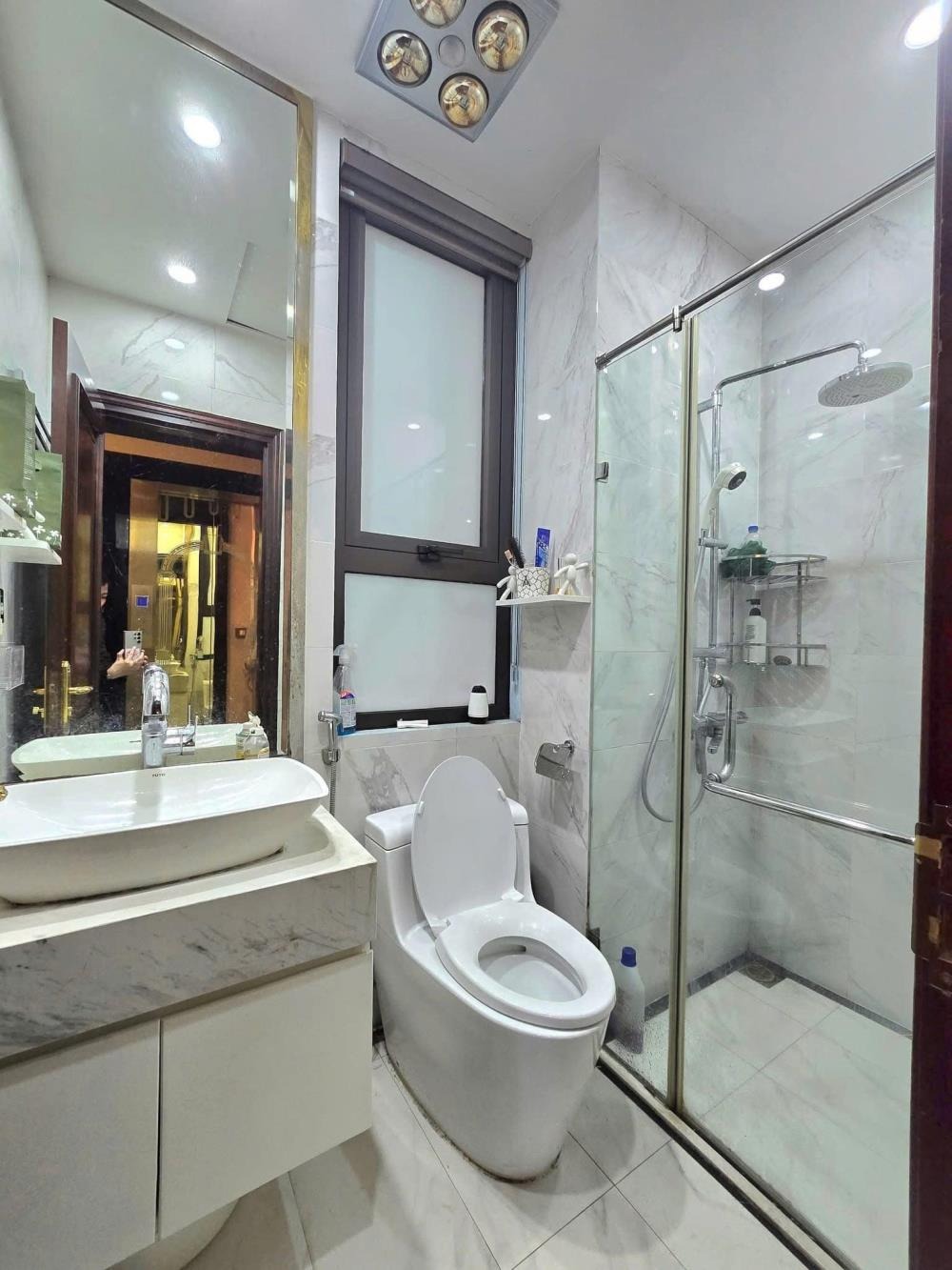 Bán nhà Giải Phóng - Phân Lô - Ô Tô Tránh - Giá 26.5 Tỷ