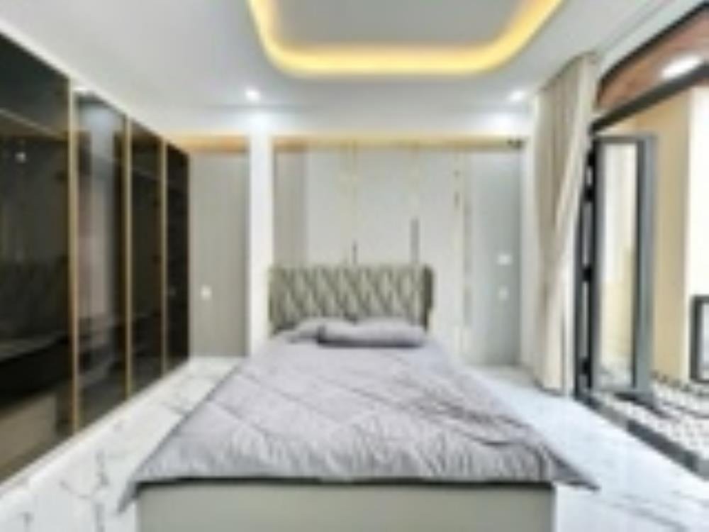Bán nhà Lê Văn Sỹ, Quận 3: 5.5m ngang, 5 tầng, 8.6 tỷ