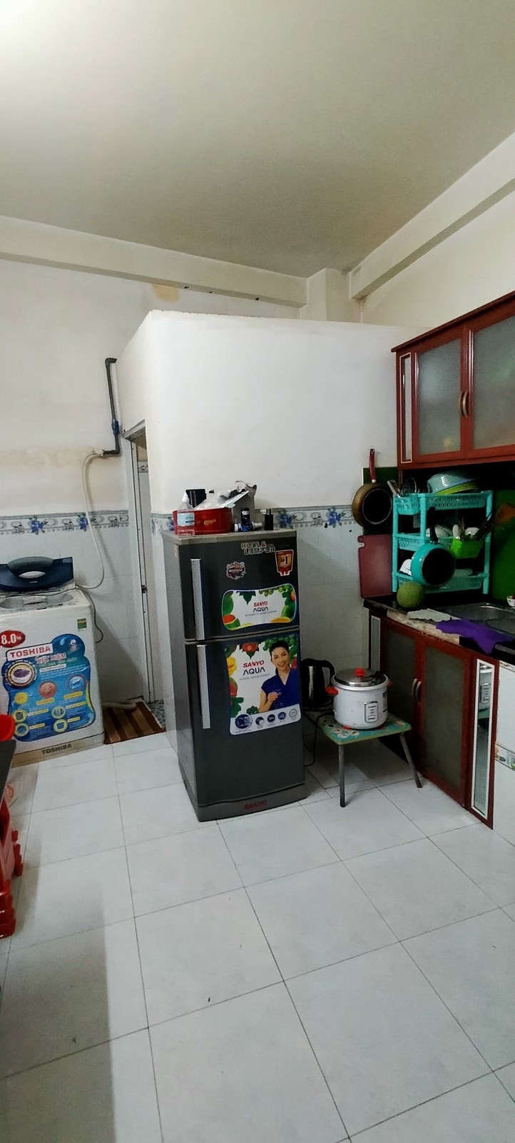 Bán Nhà Quận 8 - 2.75 Tỷ - 2 Lầu, Hẻm Xe Ba Gác