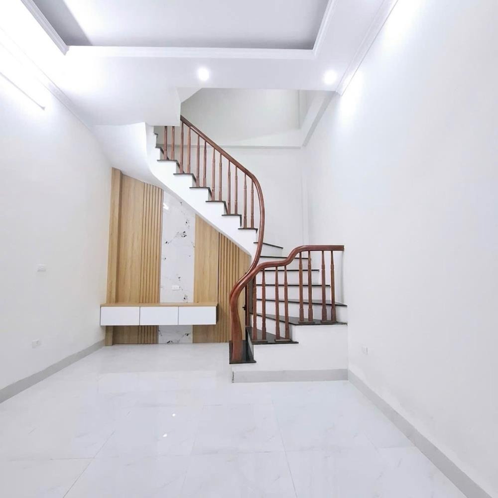 Nhà Phố Vọng - Hai Bà Trưng - 28m² - Vị Trí Đẹp - Gần Đại Học