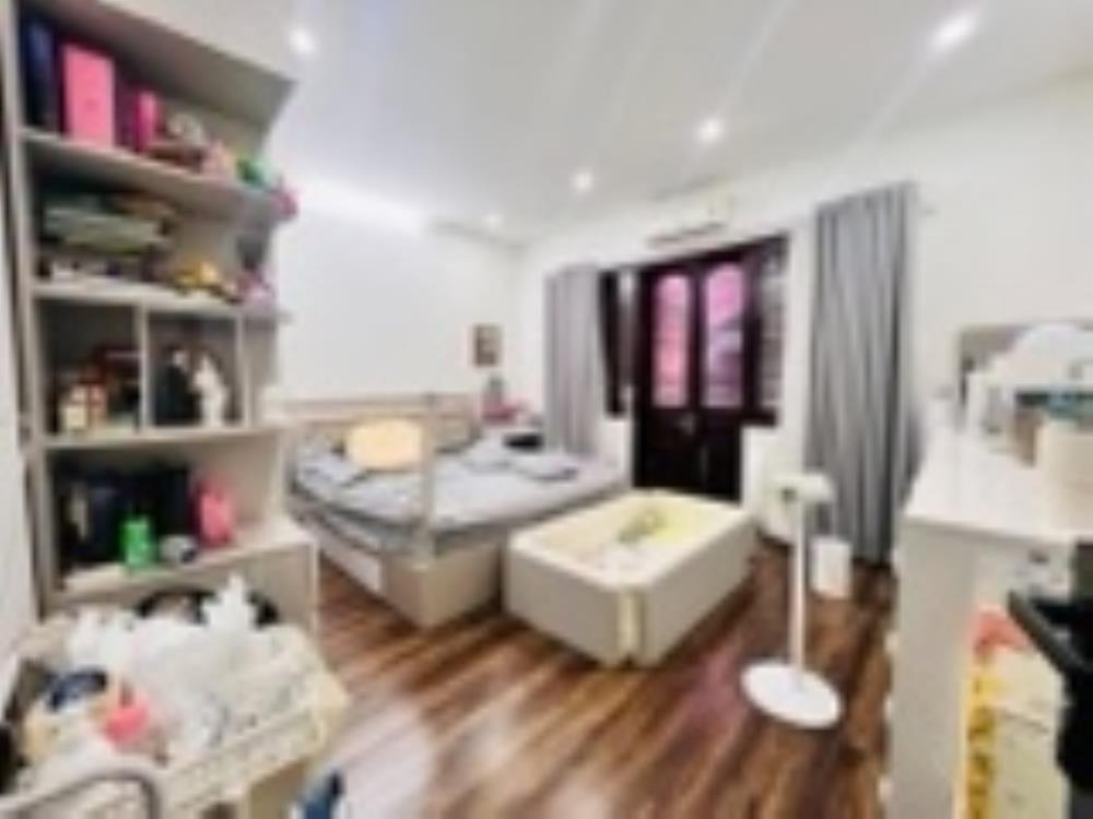 Phân lô Trần Quốc Hoàn - Cầu Giấy: 58m², 4 tầng, mặt tiền 5m, ô tô tránh đỗ