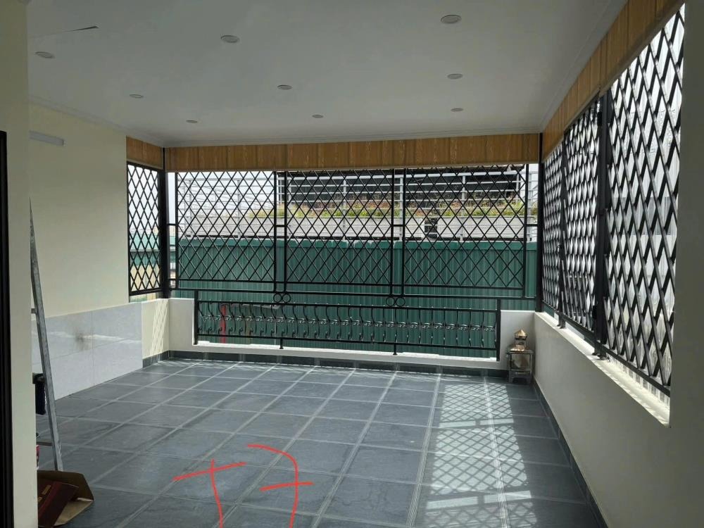 Cho Thuê Nhà 7 Tầng, Thang Máy, Phố Dịch Vọng, Cầu Giấy - Giá 37tr/tháng