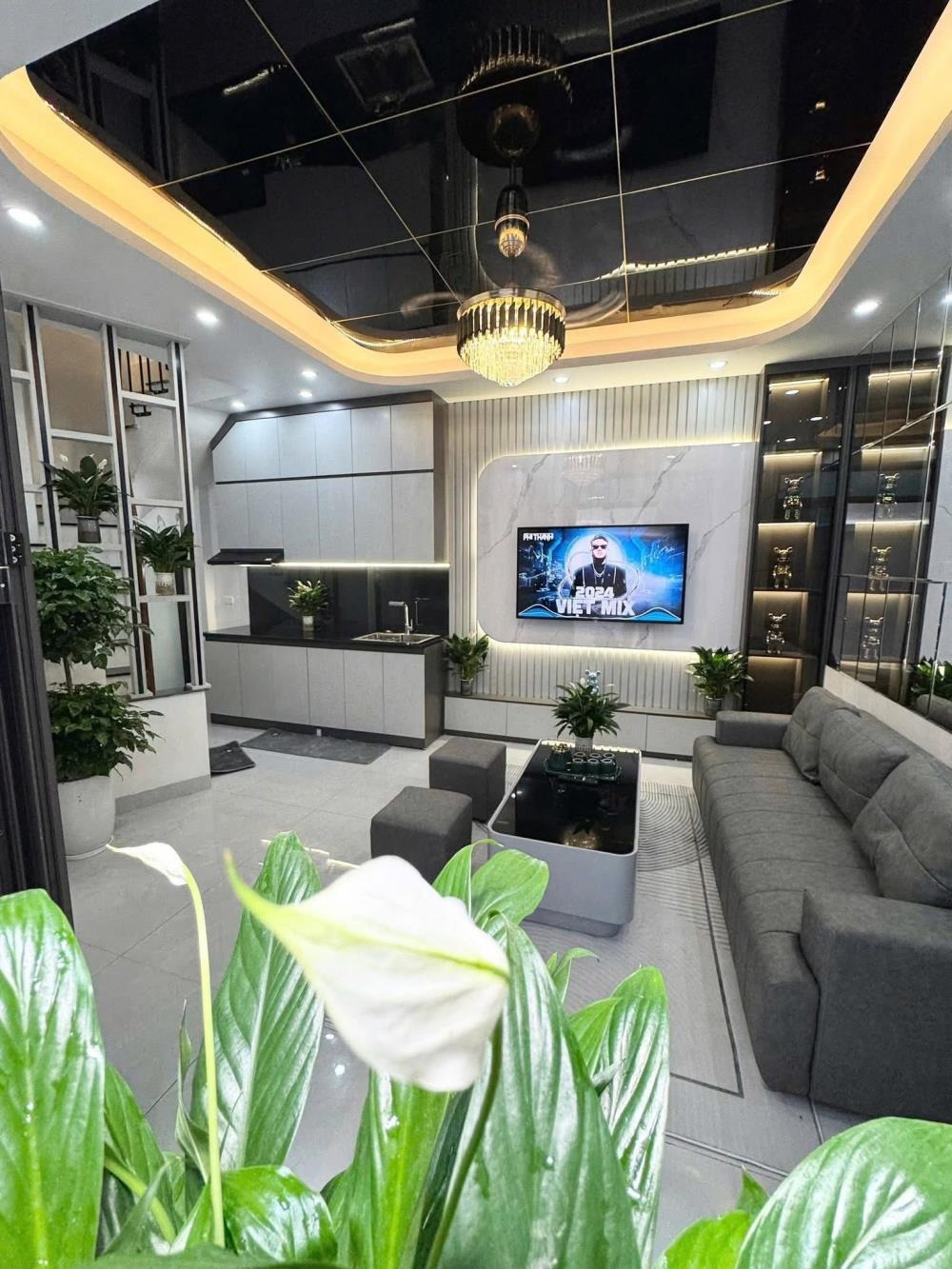🏠 Kim Mã - 32m x 5T - 6.88 tỷ - Full Nội Thất - Ô Tô Đỗ Cửa