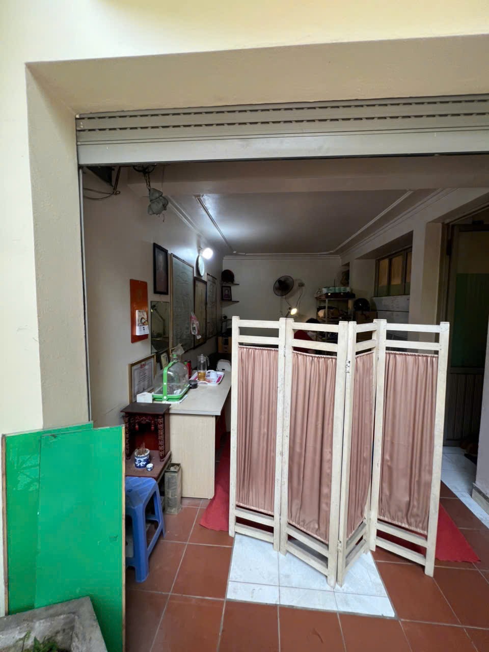 Bán nhà đẹp Cầu Giấy - 75m2, 4 tầng, giá 34 tỷ - Vị trí đắc địa