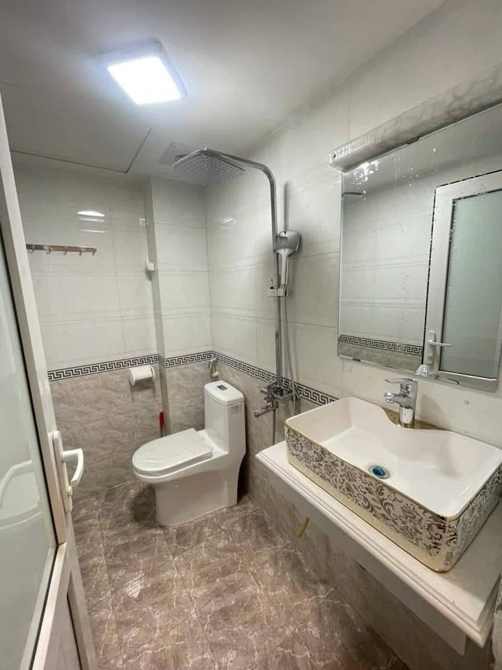 Bán nhà Kim Chung - Hoài Đức A - 5 Tầng - Ô Tô Đỗ Cửa - Giá 5.2 Tỷ