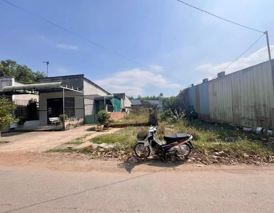Bán Gấp Lô Đất Mặt Tiền Hồ Văn Tắng, Củ Chi - 182m2, SHR