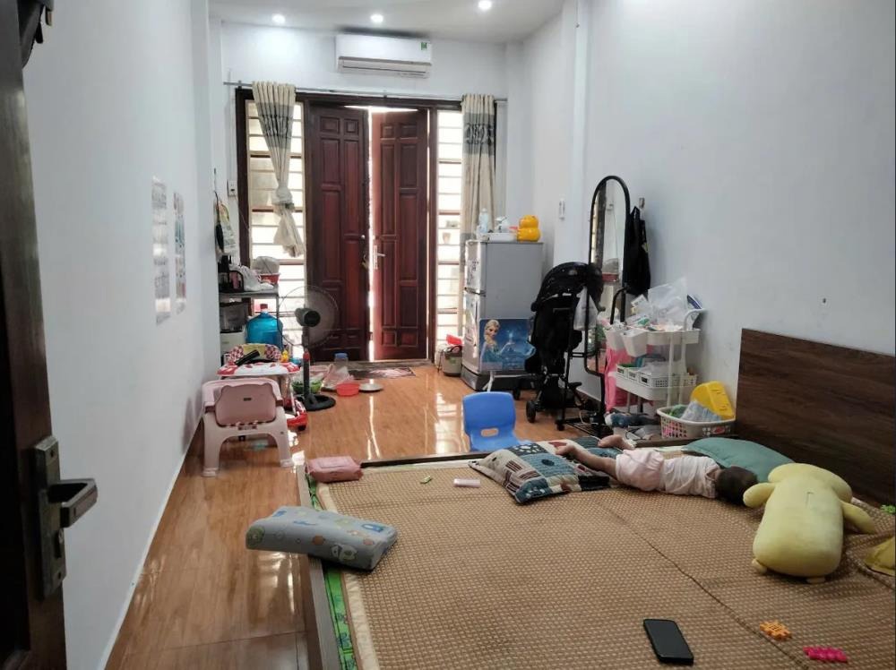 Bán Nhà Phố Hoàng Văn Thái 64m2, 6 Tầng, Ô Tô Đỗ Cửa - 14 Tỷ