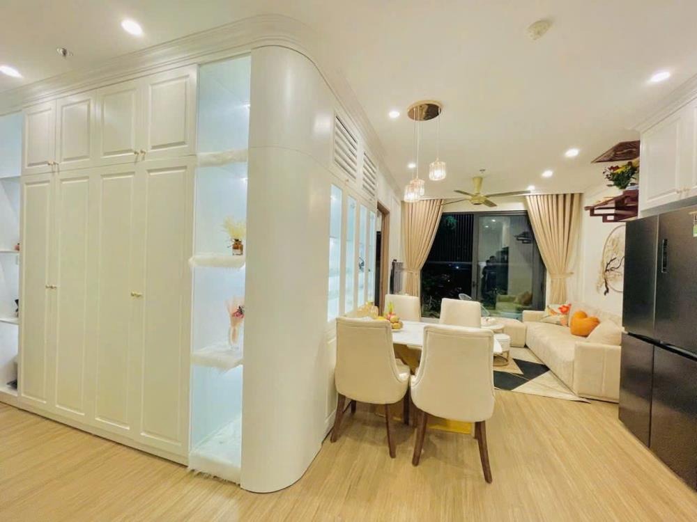 Căn 2 ngủ, 2WC Full Nội Thất - Giá 4.890 tỷ (Bao Thuế Phí)