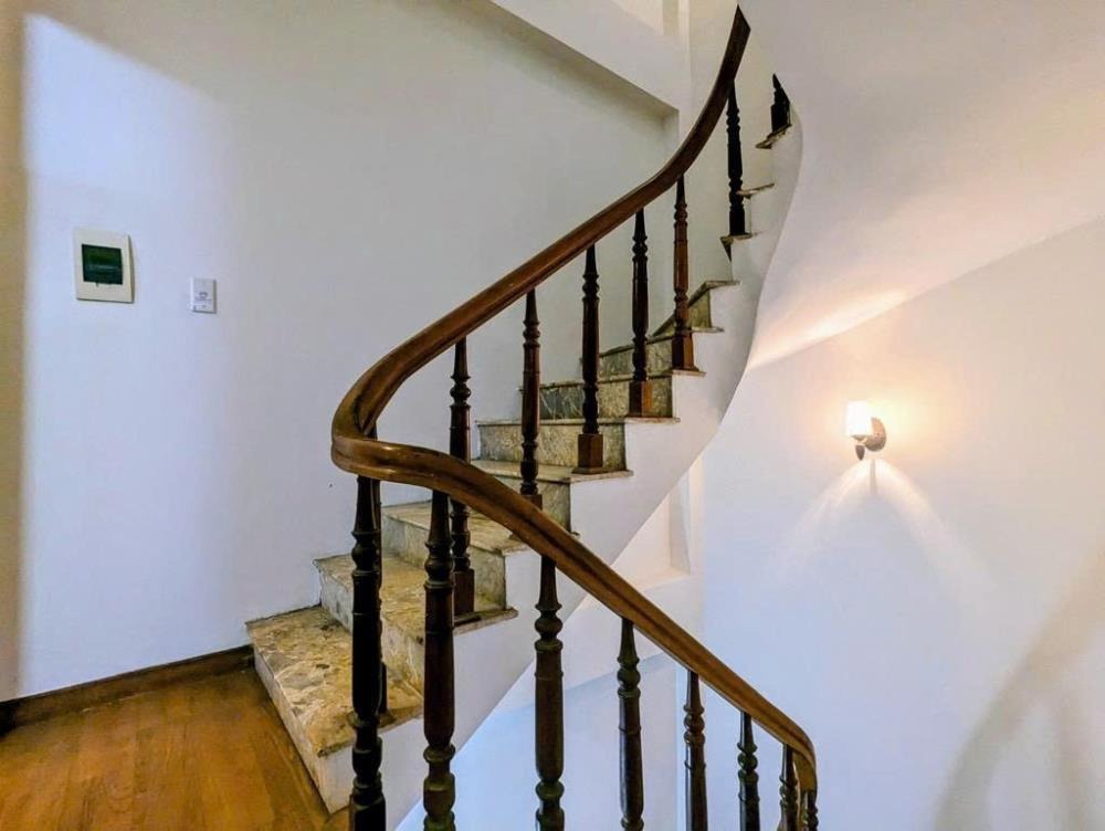 Bán nhà Khương Đình - 6.9 tỷ - Lô Góc - 3 phòng - Gần Trường Tiểu Học