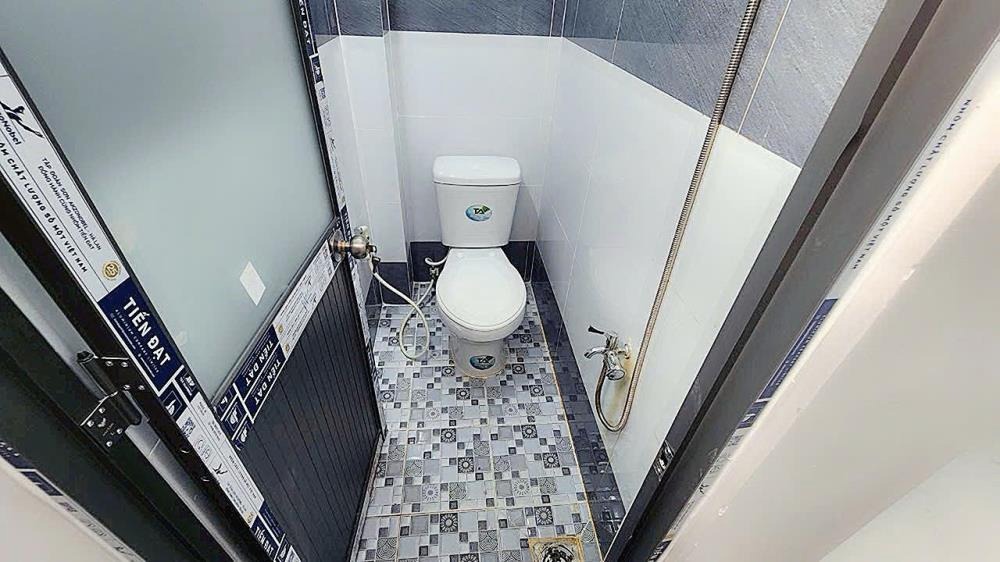 Bán Gấp Nhà 2 Tầng Hóc Môn, Giá 350tr - Vị Trí Đẹp, Tiện Nghi Đầy Đủ