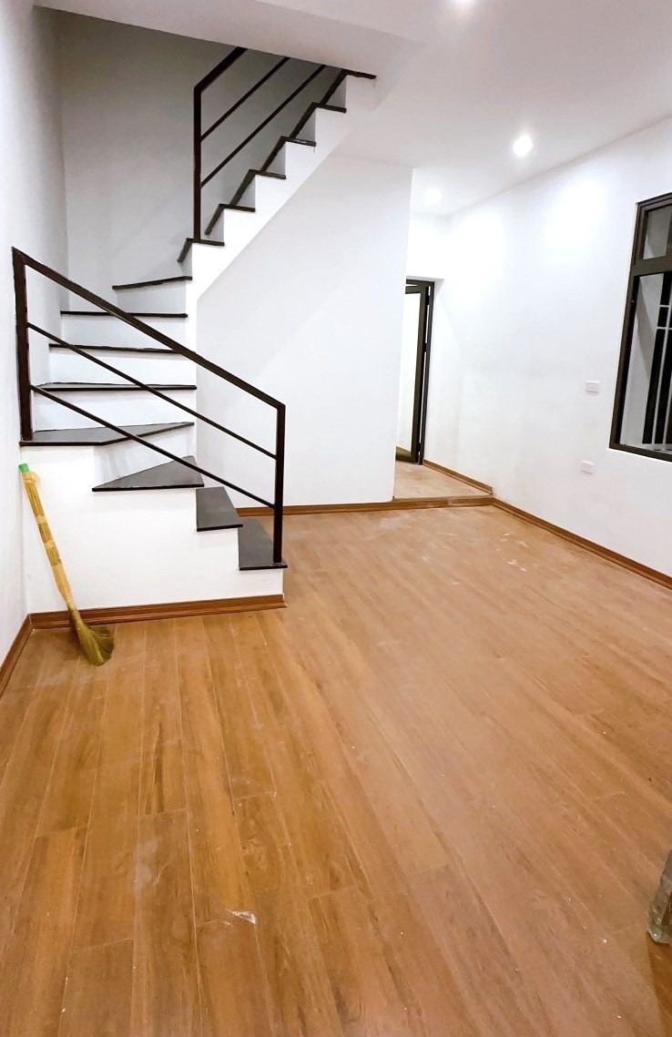Căn Hộ 120m2, 3PN, Trần Quốc Hoàn - Giá Chỉ 4.1 Tỷ