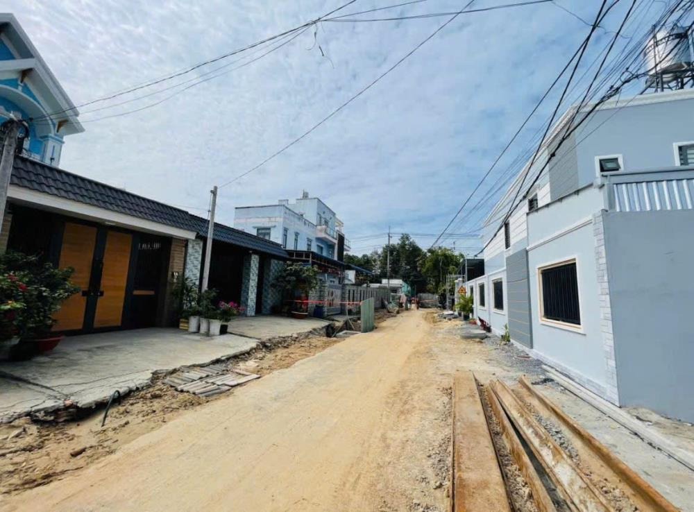 Bán Nhanh Lô Đất 210m2 Củ Chi - Giá 720 Triệu - Pháp Lý Rõ Ràng