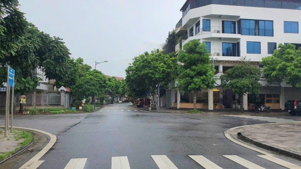 Liền kề Văn Phú 90m2 View Trường - Giá Tốt, Vị Trí Đẹp