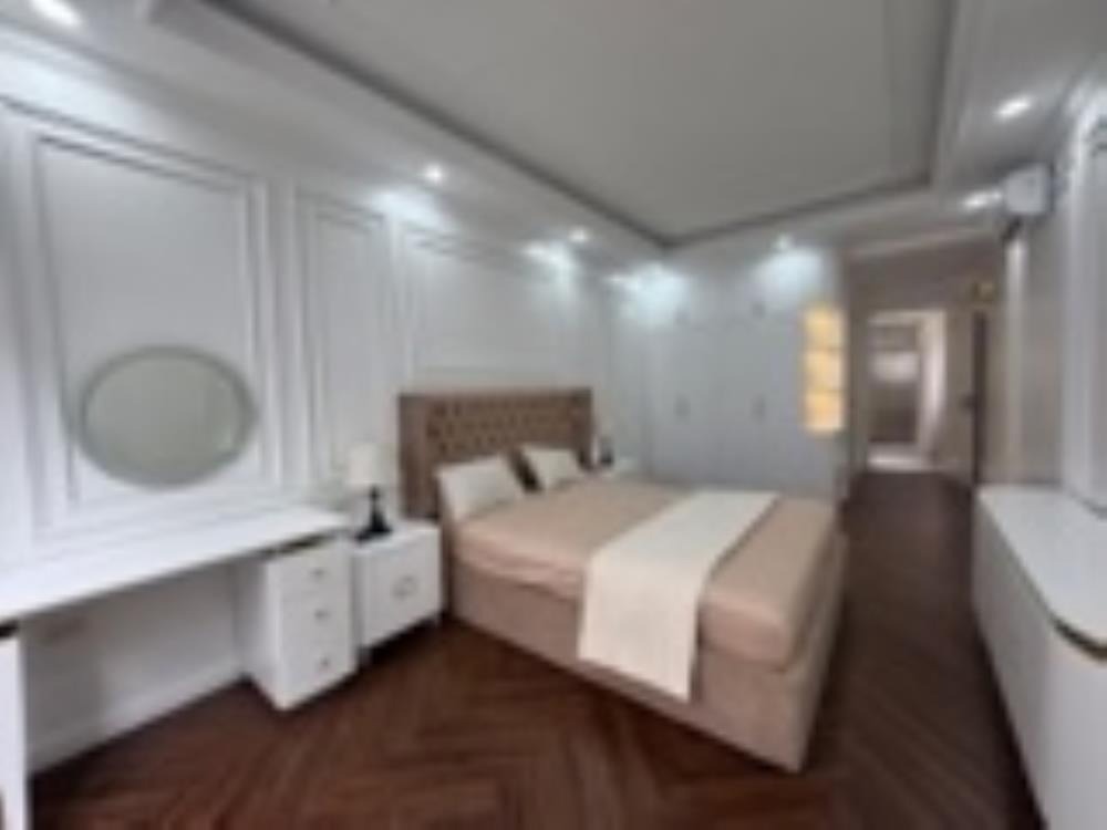 Bán nhà phố Phan Đình Giót, Hà Đông: 47m2, 5 tầng, Full NT, Giá 13 tỷ TL
