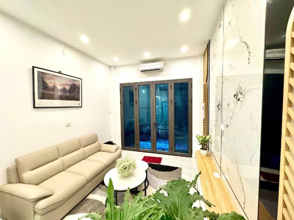 Bán Gấp Nhà Mới Full Nội Thất, 10m Ra Ô Tô - Trương Định - Giá Tốt