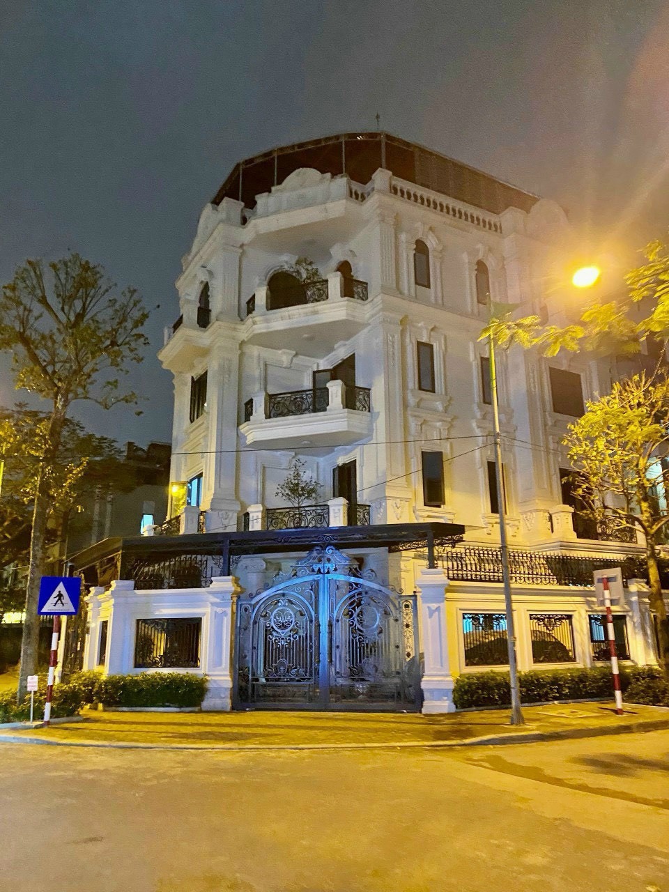 Lô góc VIP Trung Văn - Nam Từ Liêm - Kinh doanh/Ở - Hiếm Hàng
