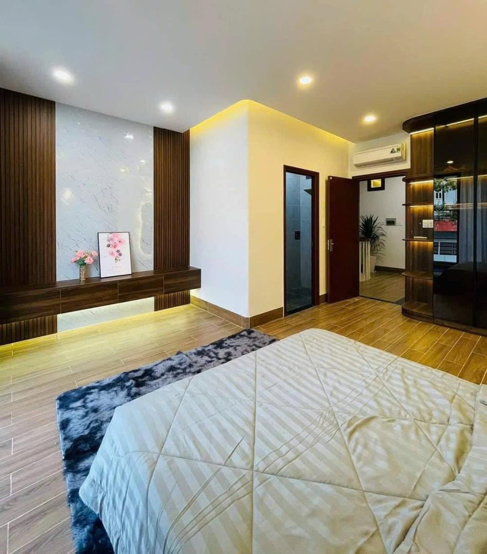 Bán Gấp Nhà 3 Tầng, Full Thổ Cư, Gần Chợ Bà Chiểu, Bình Thạnh - 3Tỷ050