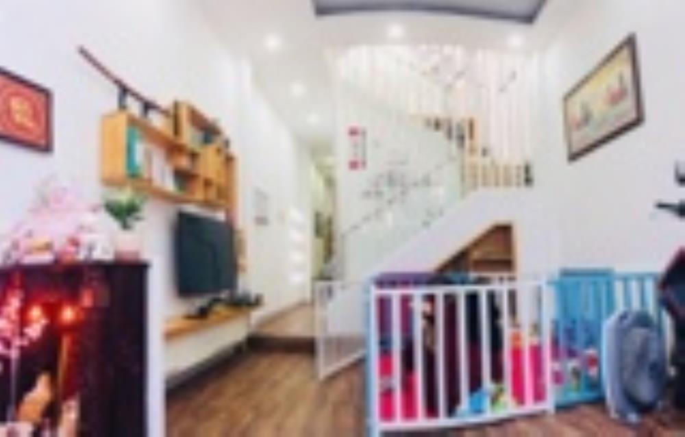 Chính chủ cho thuê nhà đẹp nguyên căn, giá tốt, full nội thất tại Bình Thạnh