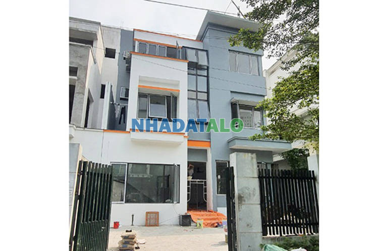 Giá 50 tr/th - Cho thuê biệt thự Ngoại Giao Đoàn - DT 240m2, 430m2, KD đỉnh