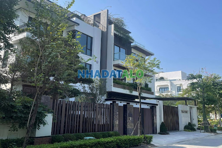 Giá 50 tr/th - Cho thuê biệt thự Ngoại Giao Đoàn - DT 240m2, 430m2, KD đỉnh